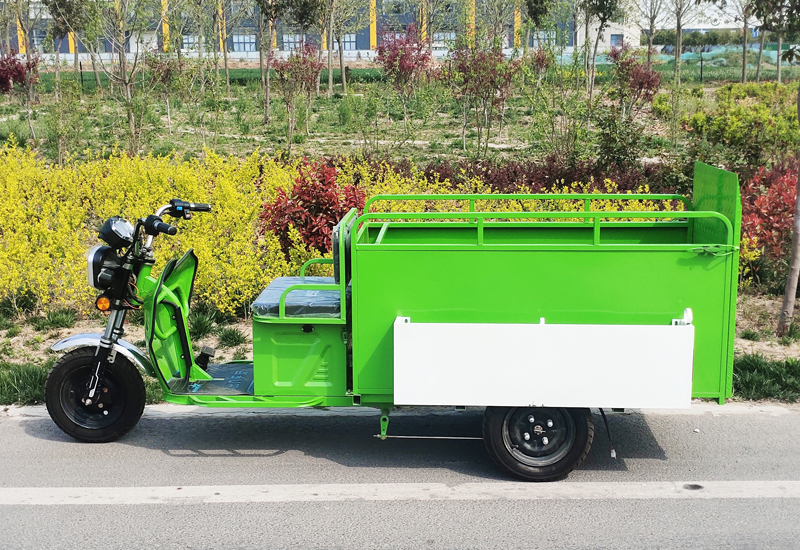 双桶大泥瓦保洁车